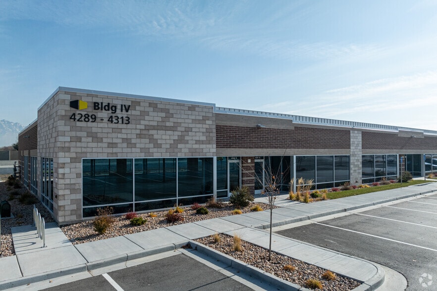 More Photos Of Interstate 215 at 2700 West, Salt Lake City Unknown For Lease