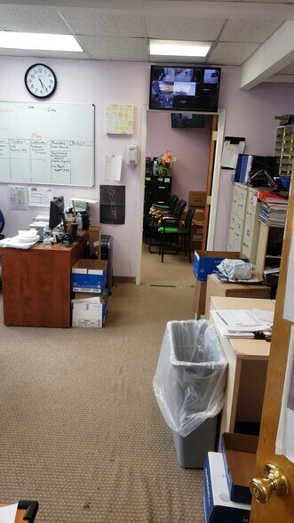 More Photos Of 7252 Metropolitan Ave, Middle Village General Retail For Sale