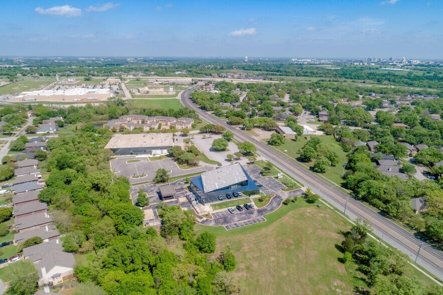 More Photos Of 1920 W Villa Maria Rd, Bryan Medical For Lease