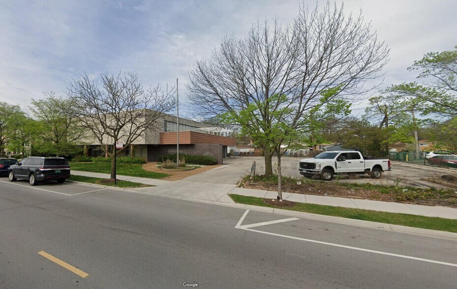 More Photos Of 6330 N Pulaski Rd, Chicago Land For Sale