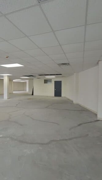 More Photos Of 76-09 Queens Blvd, Elmhurst Office For Lease