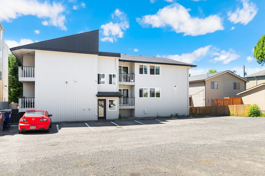 More Photos Of 1146 N 91st St, Seattle Apartments For Sale