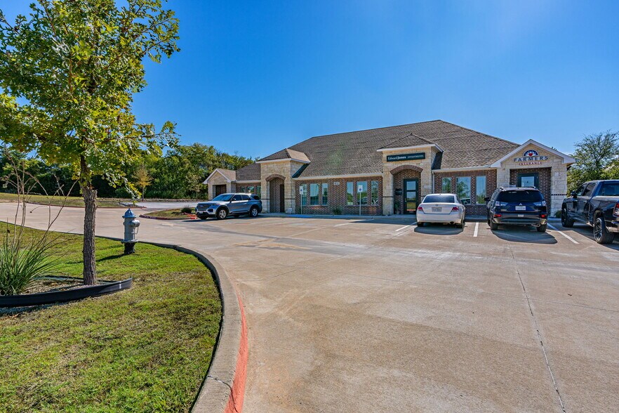 More Photos Of 8212 Liberty Grove Rd, Rowlett Medical For Sale