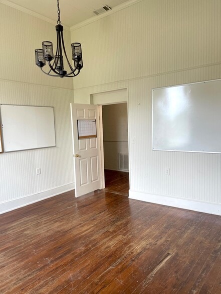 More Photos Of 37 E Main St, Buford Storefront Retail Office For Sale