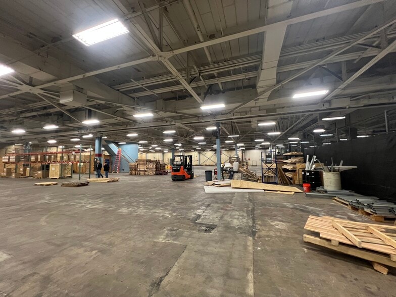 More Photos Of 1004 New Holland Ave, Lancaster Manufacturing For Lease