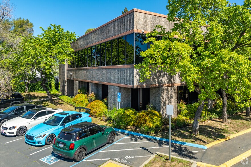 Primary Photo Of 2880 Sunrise Blvd, Rancho Cordova Office For Sale
