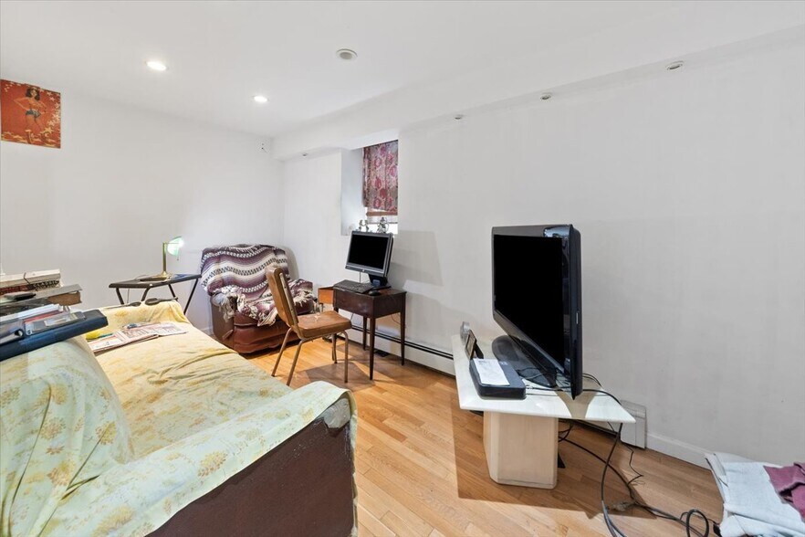 More Photos Of 30 College Pl, Yonkers Multifamily For Sale