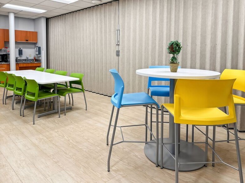 More Photos Of 855 Community Dr, Sauk City Coworking Space