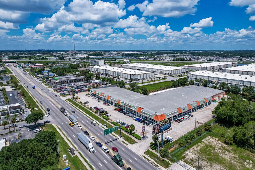 More Photos Of 9421 S Orange Blossom Trl, Orlando Unknown For Lease