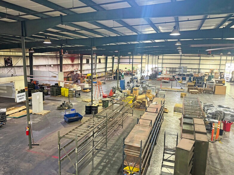 More Photos Of 901 Industrial Blvd, Naples Manufacturing For Sale