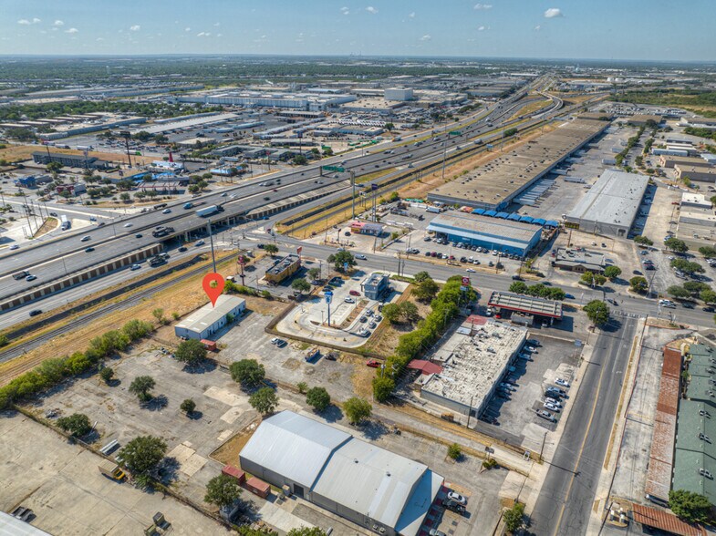 More Photos Of 6226 Fairdale Dr, San Antonio Warehouse For Lease