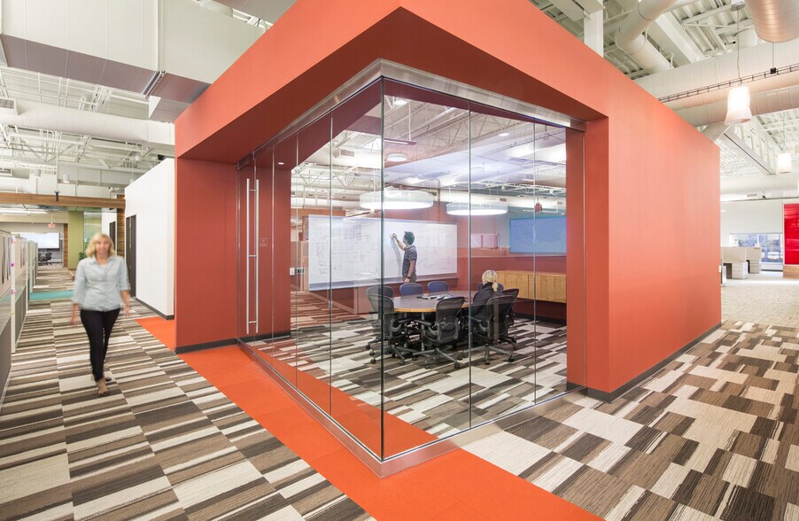 More Photos Of 1117-1125 Deming Way, Madison Office For Lease