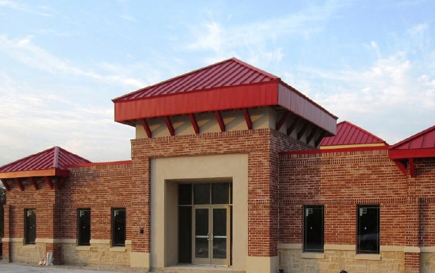 More Photos Of 418 Village Dr, Murphy Medical For Sale