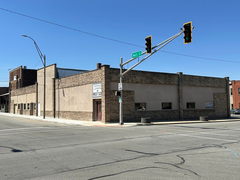 Primary Photo Of 201 W 3rd St, Marion General Retail For Sale