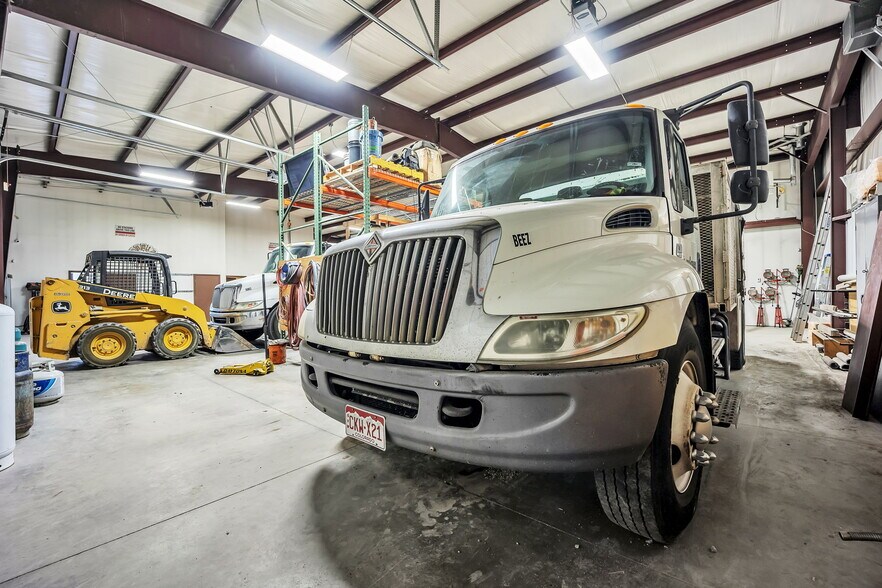 More Photos Of 7315 McClain Pt, Colorado Springs Warehouse For Sale