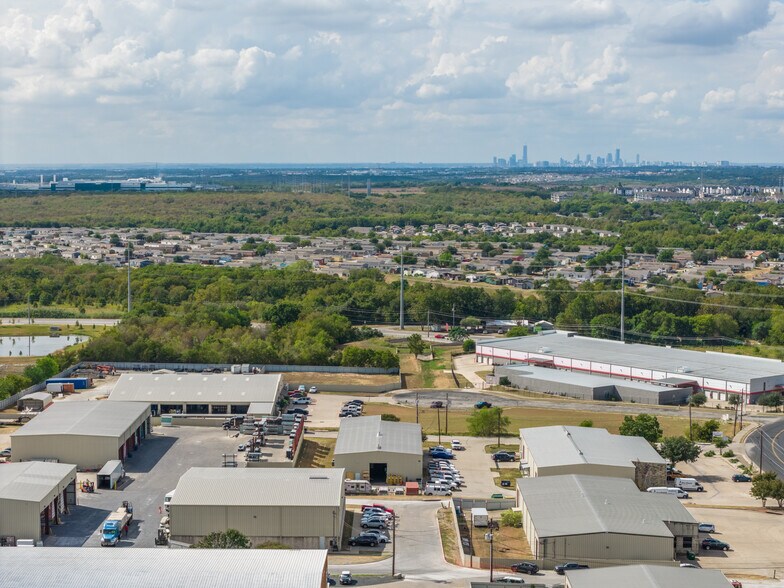 More Photos Of 13405 Immanuel Rd, Pflugerville Light Distribution For Lease