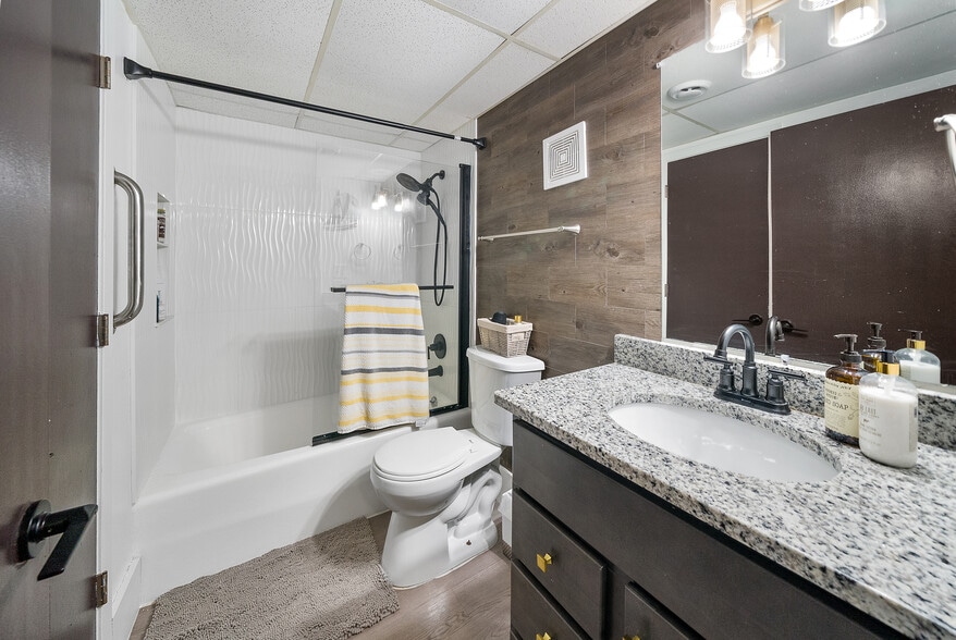 More Photos Of 480 Santa Rosa Blvd, Fort Walton Beach Apartments For Sale