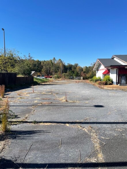 More Photos Of 3352 15th Avenue Blvd SE, Conover Restaurant For Sale