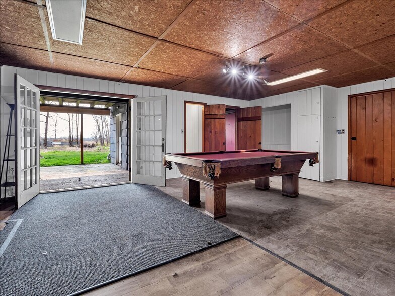 More Photos Of 5041 Guide Meridian, Bellingham Specialty For Sale