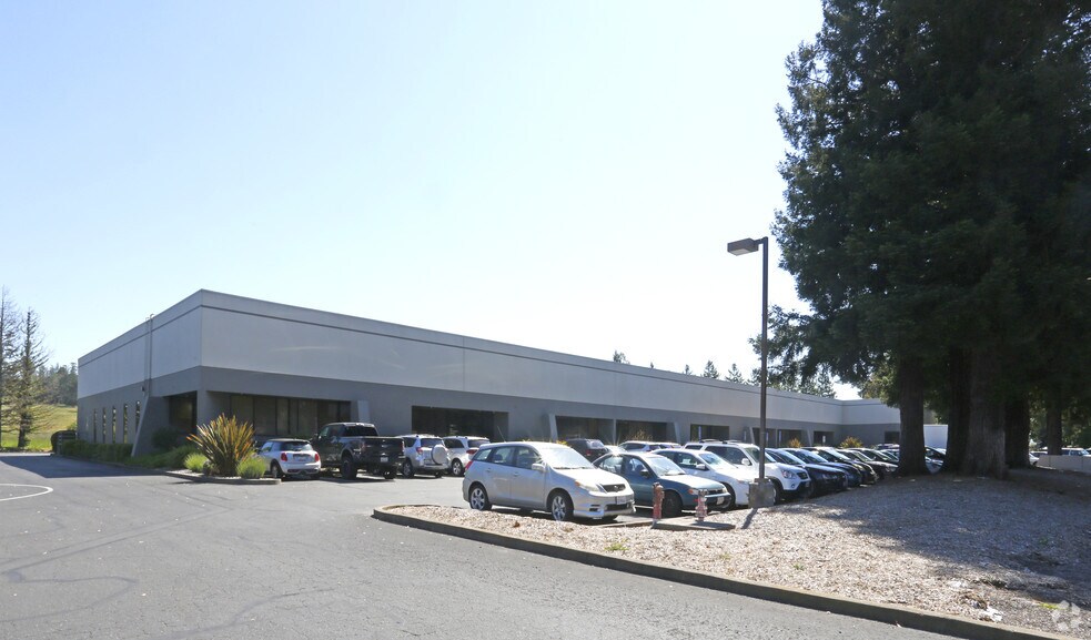 More Photos Of 1330 Redwood Way, Petaluma Warehouse For Lease