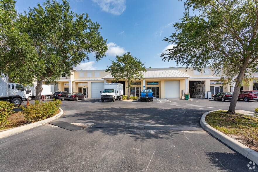 3557 Plover Ave, Naples, FL 34117 Industrial For Lease