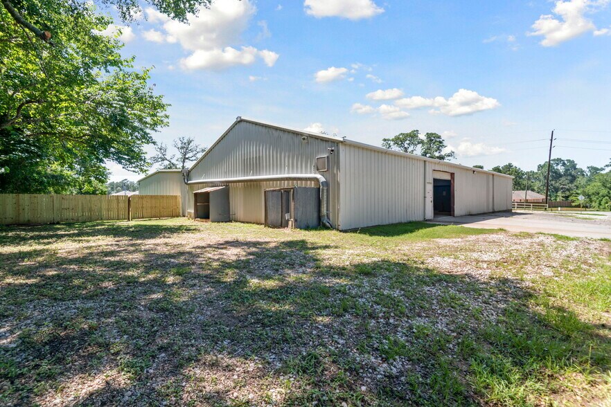 More Photos Of 25232 Hardin Store Rd, Magnolia Manufacturing For Lease