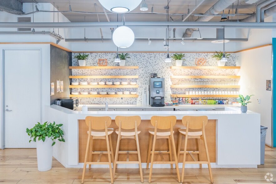 More Photos Of 145 S Fairfax Ave, Los Angeles Coworking Space