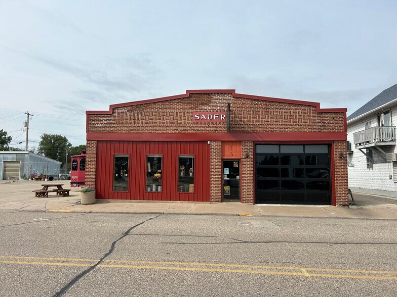 Primary Photo Of 215 Wolf River Dr, Fremont General Retail For Sale