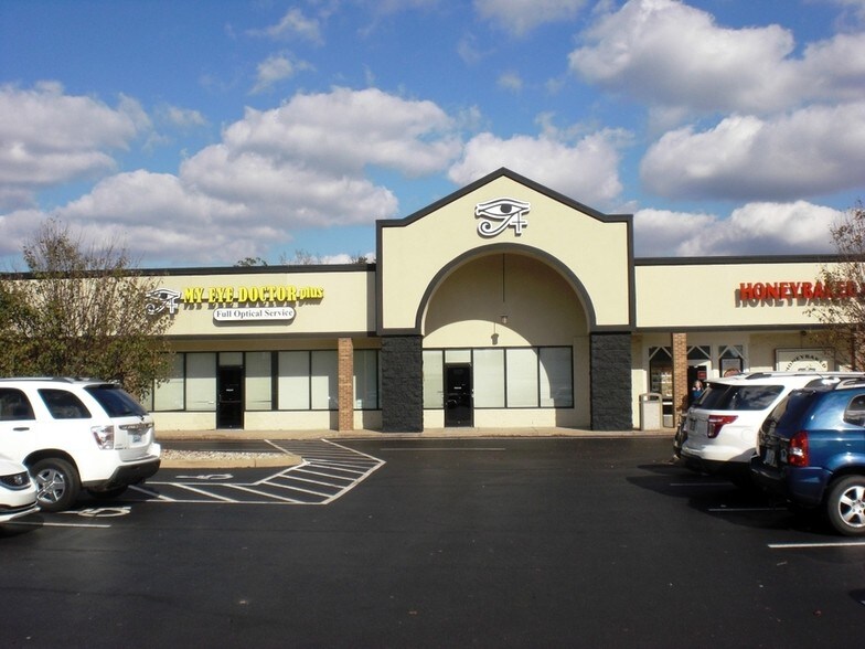 More Photos Of 6439 Bardstown Rd, Louisville Unknown For Lease