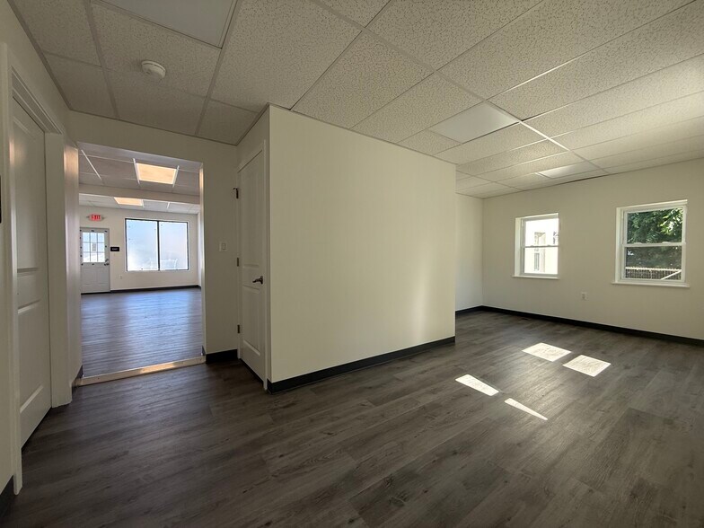 More Photos Of 212 S Black Horse Pike, Blackwood Storefront For Lease