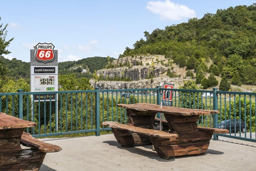 More Photos Of 103 Brookside, Saddlebrooke General Retail For Sale