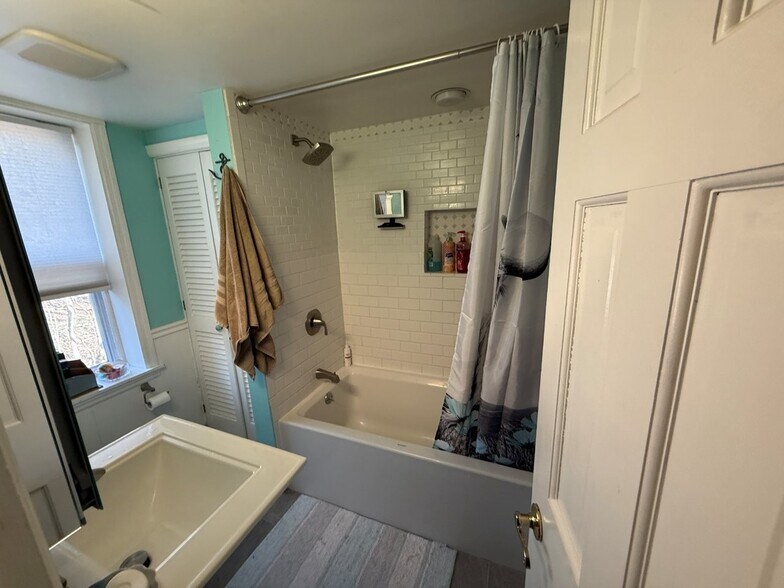 More Photos Of 696 Kent Rd, Gaylordsville Storefront Retail Residential For Sale