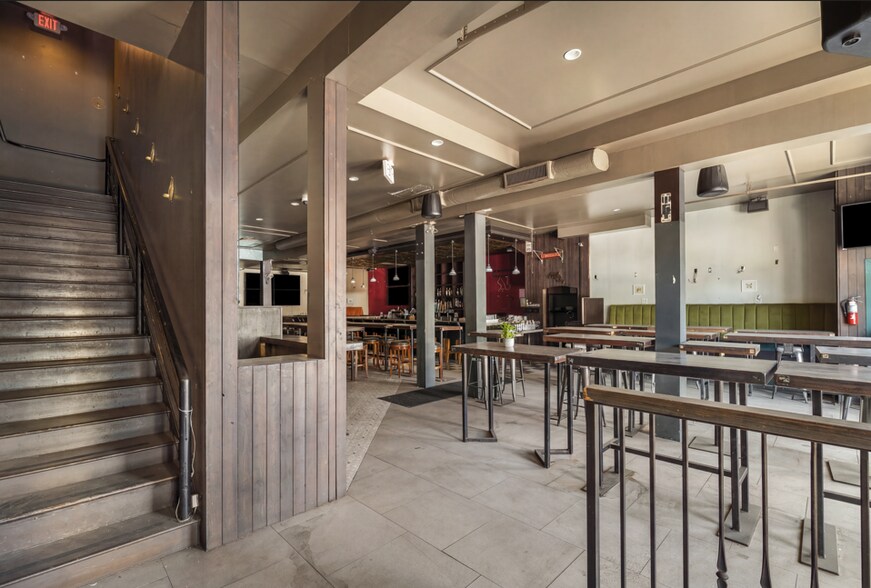 More Photos Of 141-143 N La Brea Ave, Los Angeles Restaurant For Sale