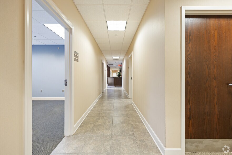 More Photos Of 3664 Coolidge Ct, Tallahassee Office For Sale