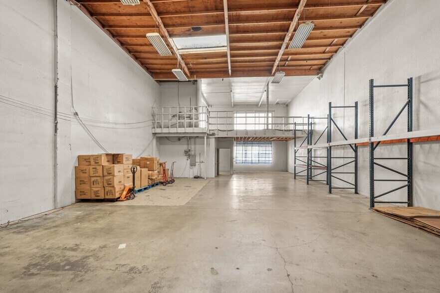 More Photos Of 2346 Via Segundo, San Ysidro Industrial For Sale