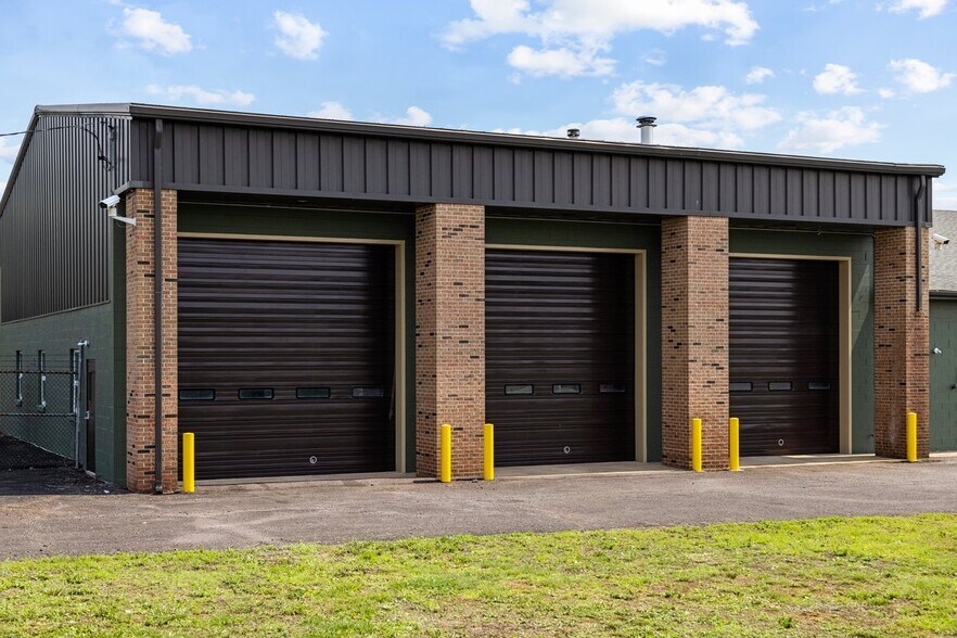 More Photos Of 8364 Easton Rd, Ottsville Auto Dealership For Sale