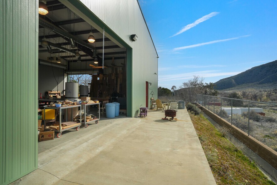 More Photos Of 3212 Mt Pinos Way, Frazier Park Light Manufacturing For Sale
