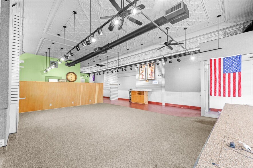 More Photos Of 101 E Sangamon Ave, Rantoul Storefront Retail Office For Sale