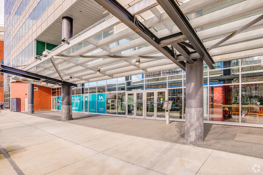 More Photos Of 369 Terminal Ave, Vancouver Office For Lease