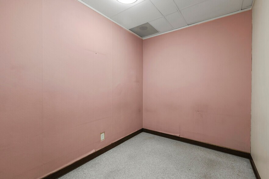 More Photos Of 450 Connecticut St, San Francisco Office For Lease