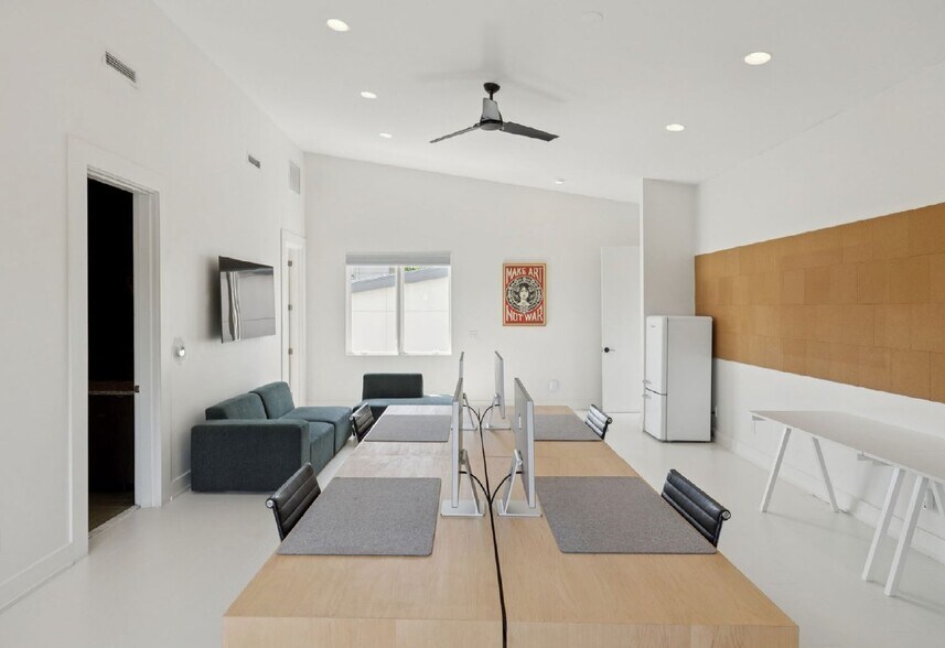 More Photos Of 2517 White Ave, Nashville Office Residential For Sale