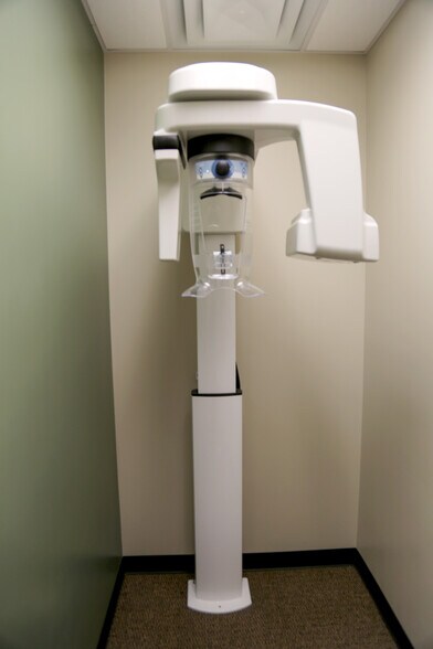More Photos Of 5800-5810 Lomas Blvd NE, Albuquerque Medical For Lease