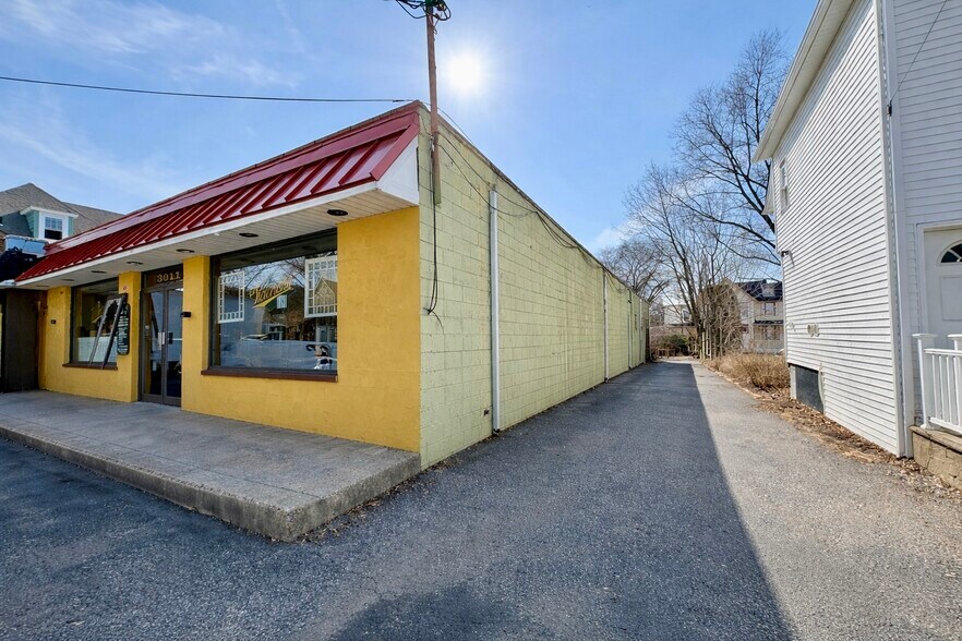 More Photos Of 3011 N Centre St, Pennsauken Storefront For Sale