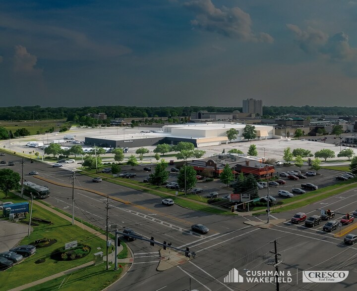 More Photos Of 4999 Great Northern Blvd, North Olmsted Department Store For Sale