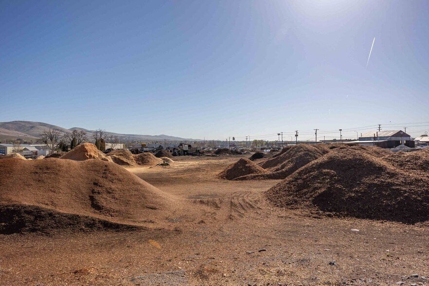 More Photos Of 2105 Terrace Heights Dr, Yakima Land For Sale