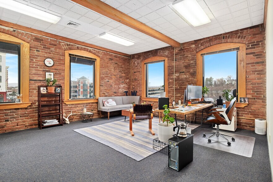 More Photos Of 34 Depot St, Pittsfield Medical For Sale