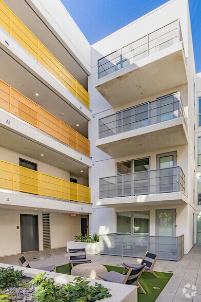 More Photos Of 3350 Wilshire Blvd, Los Angeles Multifamily For Sale
