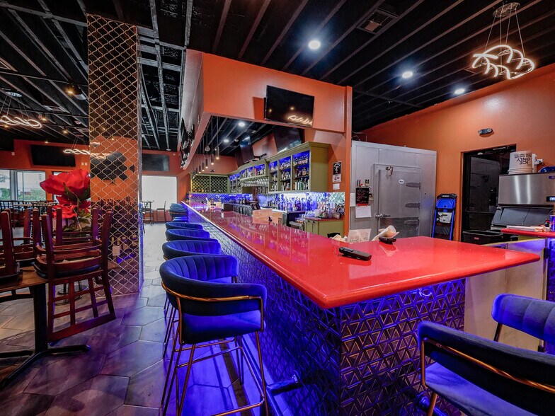 More Photos Of 1355 N Loop 336 E, Conroe Restaurant For Sale