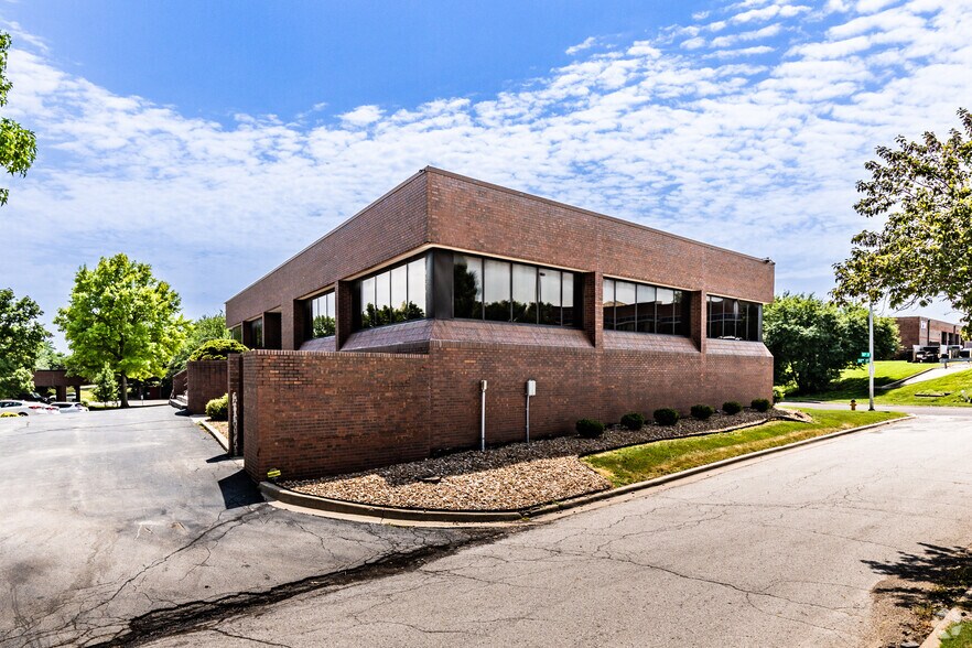 More Photos Of 11775 W 112th St, Overland Park Medical For Lease