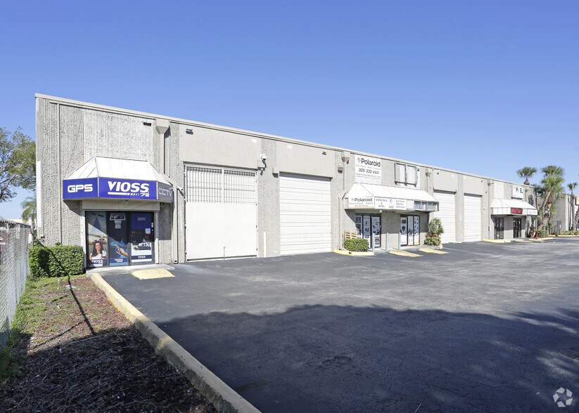 More Photos Of 2600-2634 NW 72nd Ave, Miami Warehouse For Lease